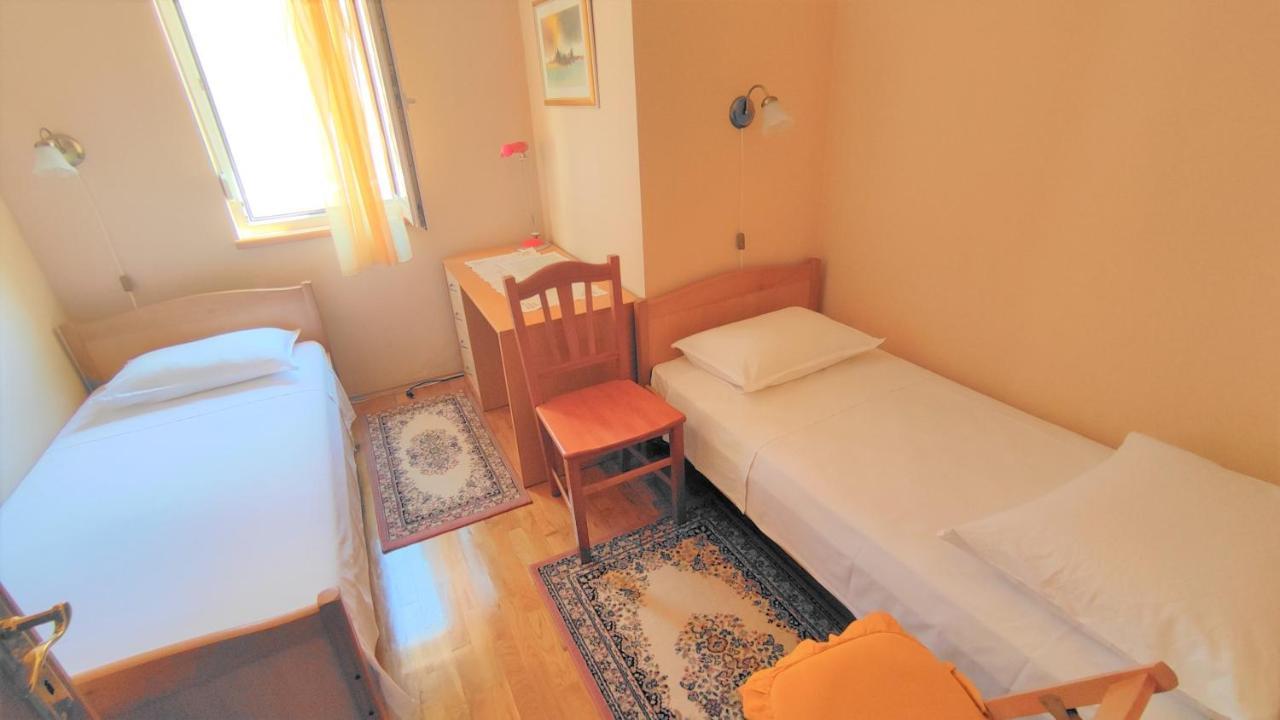 Jere Apartment Kastela Bagian luar foto